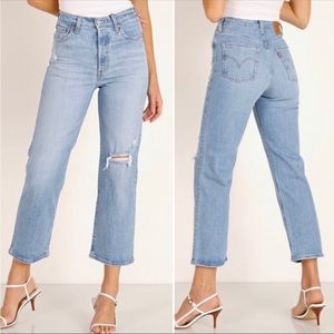 Levi’s Ribcage Straight Jeans